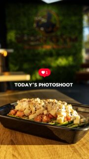 Photoshoot & windows stickers @healthylife.icon @theicongym 🏋️🥗🌱

Para mas contenido comercial como este contáctanos Via DM o llamando al 929-691-5217. 

Síguenos para más información
@webfactoryint More than web & ideas

#WeAreWebFactory #MoreThanWebAndIdeas

#icongym #healthtylife #food #photoshoot #photographer #socialmedia #contentcreator #marketingdigital #website #ny #bronx #photocomercial